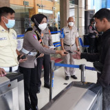 Ditlantas Polda Metro Jaya Bagikan 10.000 Masker kepada Wajib Pajak di Seluruh Samsat Jajaran PMJ