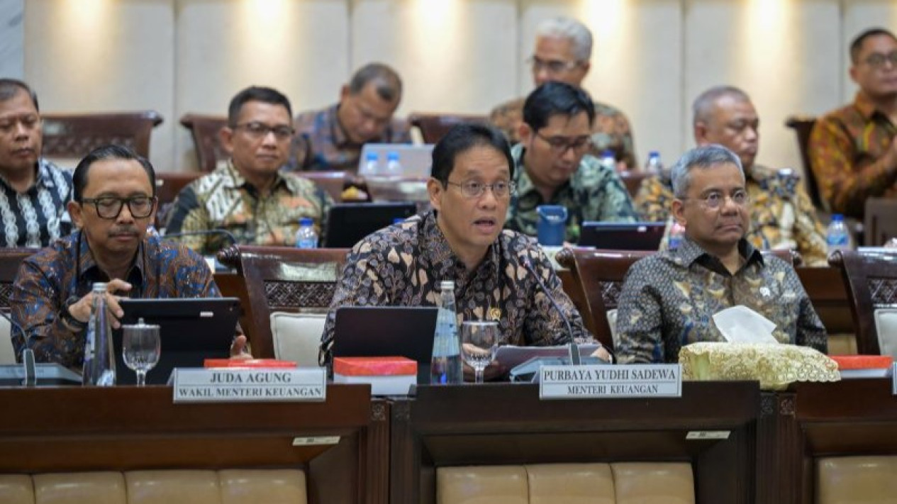 Tok, DPR Sahkan Anggaran Kemenkeu Sebesar Rp49,80 triliun di 2027
            - galeri foto