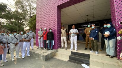 Upaya Jaga Keselamatan dari Paparan Abu Vulkanik, Ratusan Ribu Masker Dibagikan ke Warga