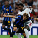 Vinicius Junior Dicemooh Suporter Real Madrid di Laga Kontra Inter Milan, Jose Mourinho Pasang Badan