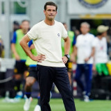 Reaksi Tak Terduga Cristian Chivu usai Josep Martinez Bikin Blunder saat Inter Milan Dikalahkan Real Madrid