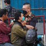 Sebaran Abu Vulkanik Sasar Jakarta, Legislator Kenneth Bagikan Masker