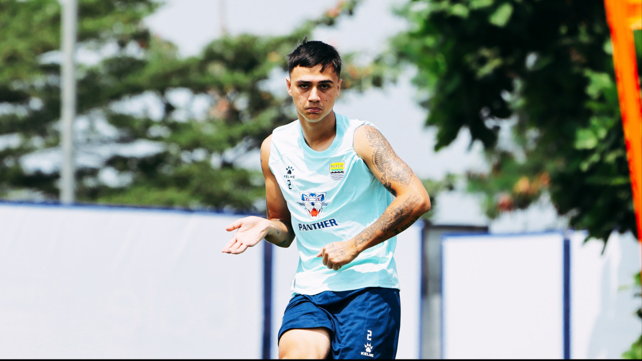 ‎Terungkap Alasan Eliano Reijnders Hilang dari Skuad Persib, Sempat Terkena Dampak Erupsi Gunung Anak Krakatau
            - galeri foto