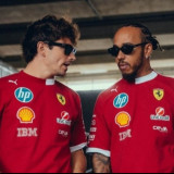 Lewis Hamilton Angkat Bendera Putih di F1 2026? Sebut Ferrari Terlambat Memprioritaskannya