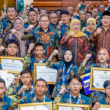 Tujuh Talenta SMK Jatim Siap Berlaga di WorldSkills Shanghai 2026, Gubernur Khofifah: Daya Saing dan Kualitas Vokasi Jatim Berlevel Global