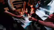 Lensa Berbicara: PFI Gelar Doa Bersama untuk Jurnalis yang Hilang Kontak di Gunung Anak Krakatau