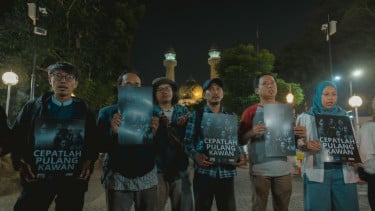 Jurnalis Malang Raya Gelar Doa Bersama untuk 5 Jurnalis yang Hilang di Selat Sunda