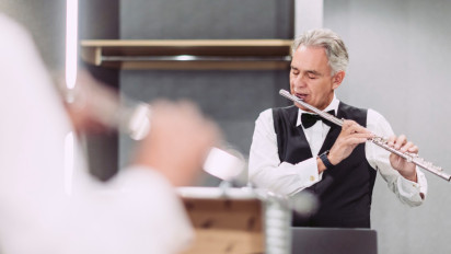 Andrea Bocelli Kembali ke Indonesia, 30 Tahun Romanza Dirayakan di Borobudur dan Jakarta