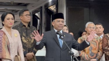 Resmi Jabat Menkeu, Suahasil Nazara Tegaskan Komitmen Berantas Rokok Ilegal dan Penyelundupan