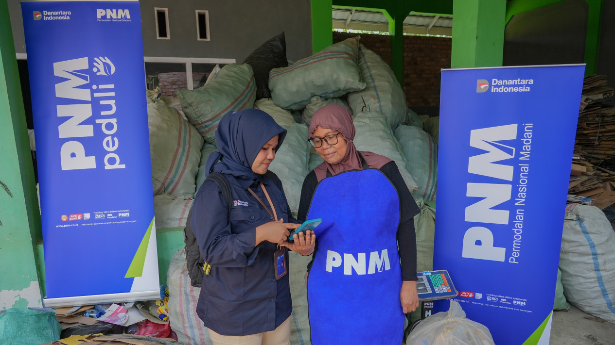 Danau Sipin Kembali Bersinar, Leni Rajut Harapan Bersama Holding Ultra Mikro
            - galeri foto