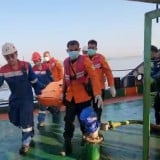 Kapal Tanker MT Mauhau Pertamina Serahkan 16 Korban Virgo Transport 8 ke Basarnas, 15 Orang Selamat