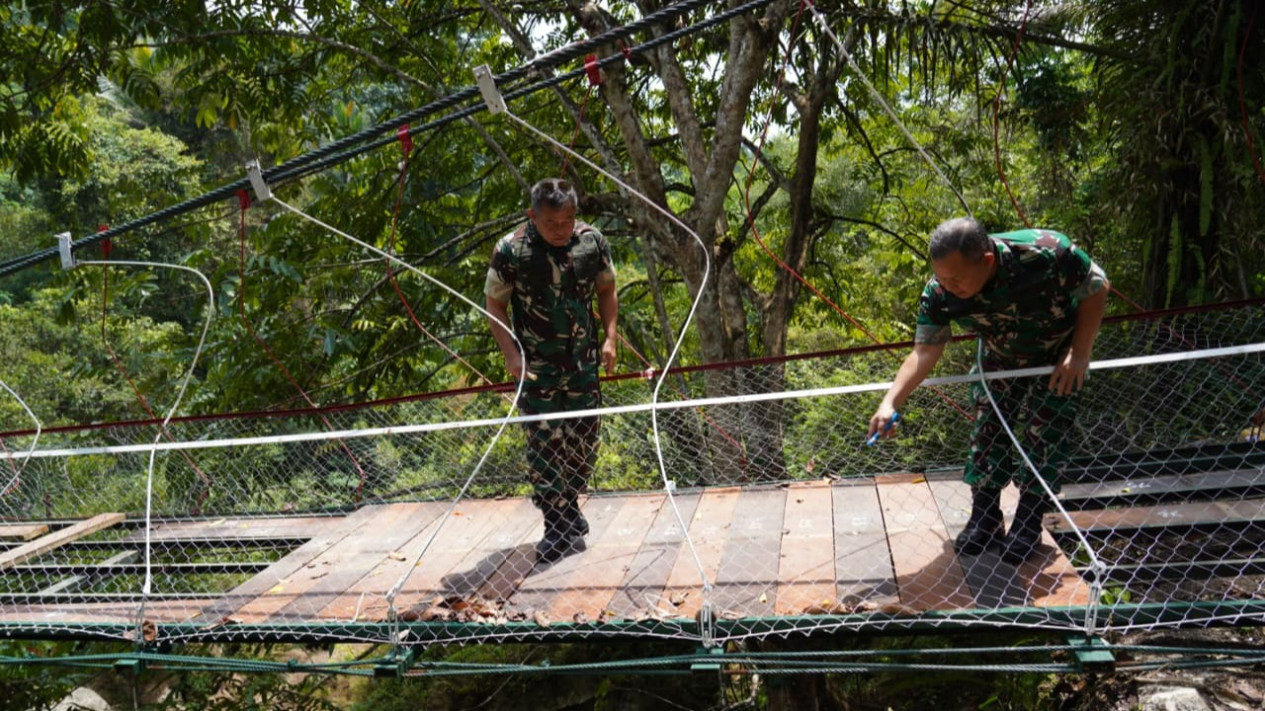 Jembatan Pongpet Segera Dibangun Kembali, Kasad: Kita Cari Opsi Terbaik
            - galeri foto