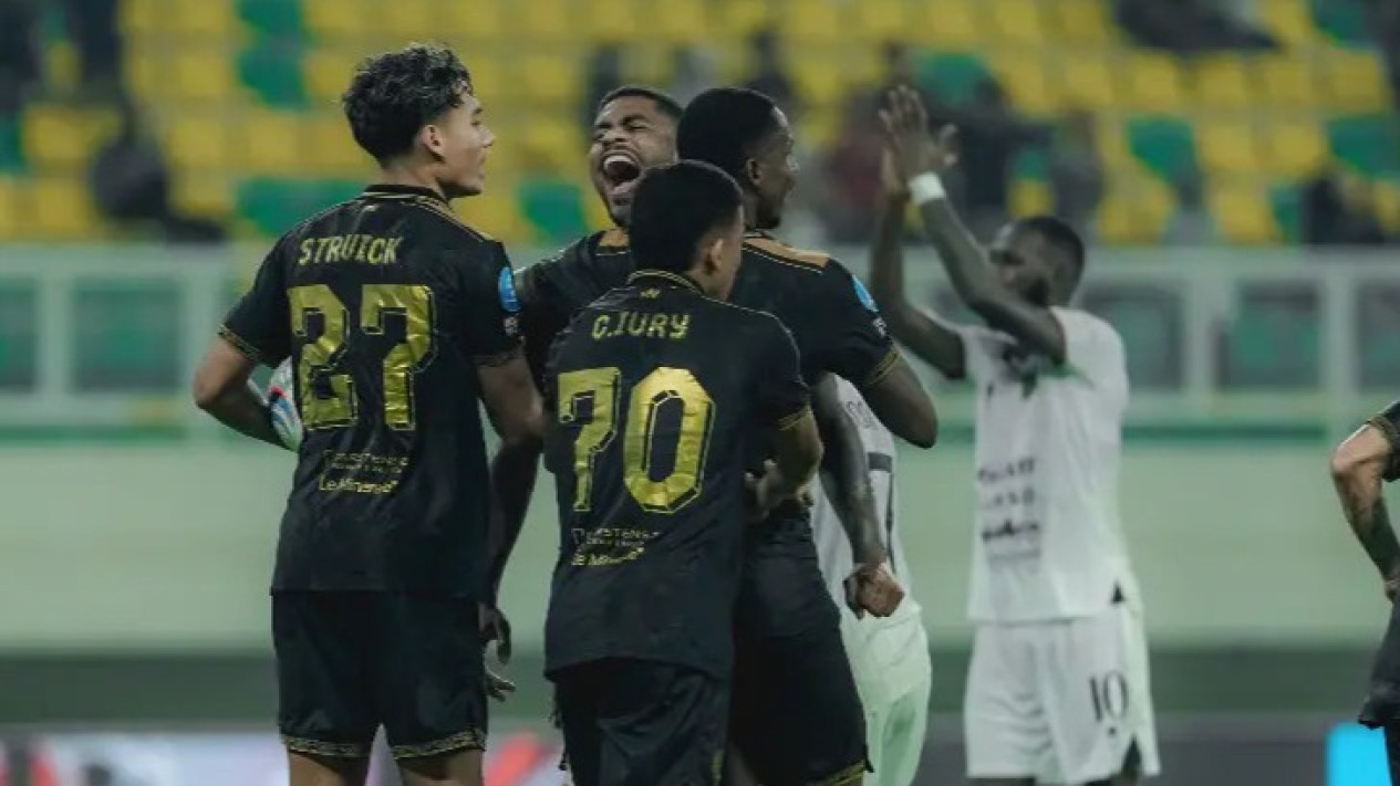 Dewa United Pede Curi Poin di Kandang Borneo FC, Osmar Loss Ungkap Kondisi Tim Jelang Laga
            - galeri foto