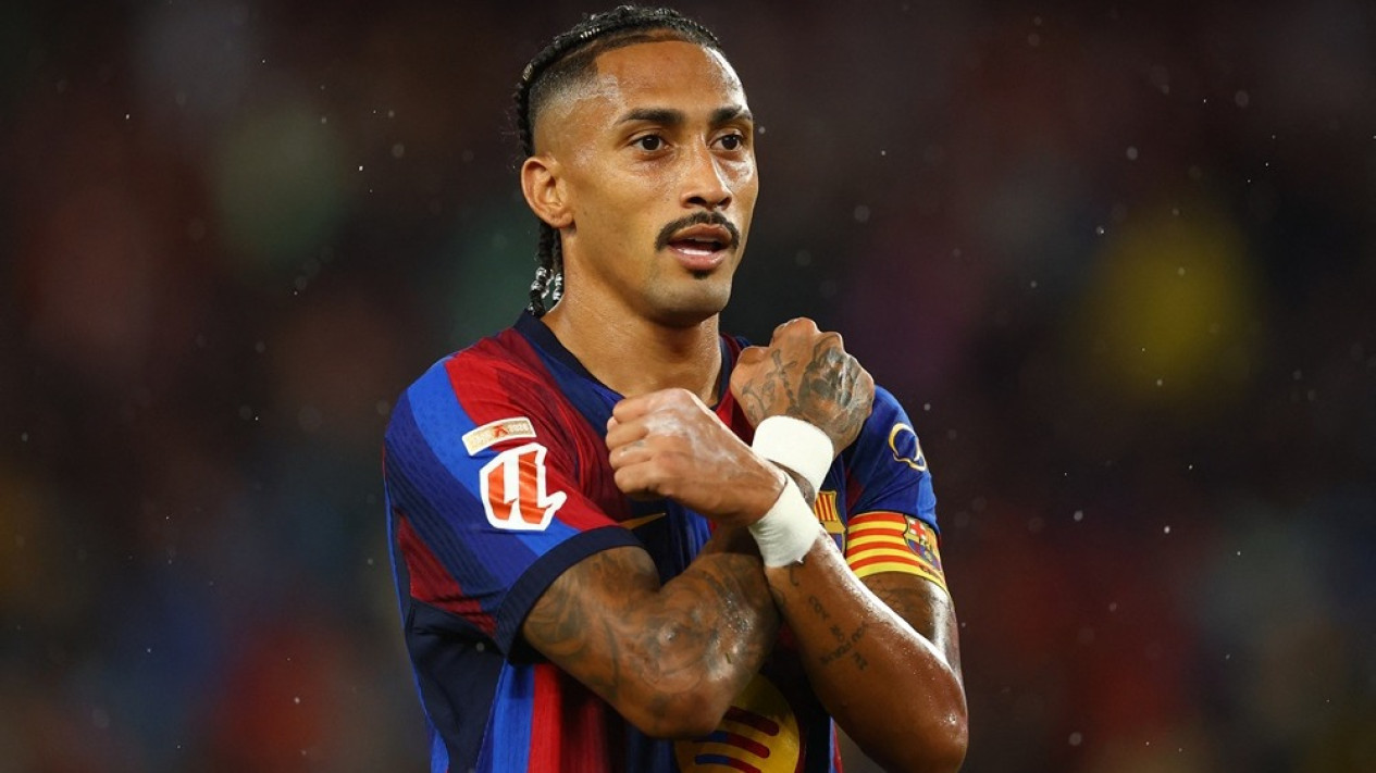 Raphinha Hattrick! Barcelona Mengamuk Kontra Racing Santander, Real Madrid Kembali Tertinggal di Klasemen Liga Spanyol 2026-2027
            - galeri foto