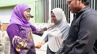Gubernur Khofifah Takziah ke Keluarga Korban KM Virgo Transport 8, Beri Santunan dan Fasilitasi Cucu Almarhum di Sekolah Rakyat