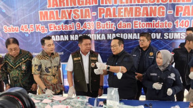 BNNP Musnahkan 45,5 Kg Sabu dan 9.439 Butir Ekstasi Jaringan Malaysia - Sumsel