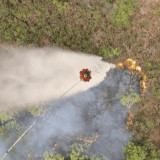 BNPB Kerahkan Armada Helikopter untuk Water Bombing Karhutla di 6 Provinsi