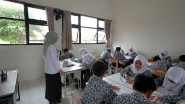 44 Ribu Anak Keluarga Miskin Kembali Sekolah Secara Gratis, Pemerintah Kejar Putus Rantai Kemiskinan