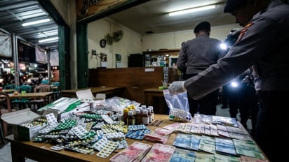 Warkop di Cengkareng Digerebek, Polisi Temukan 2.164 Obat Keras Ilegal dan Uang Rp725 Ribu