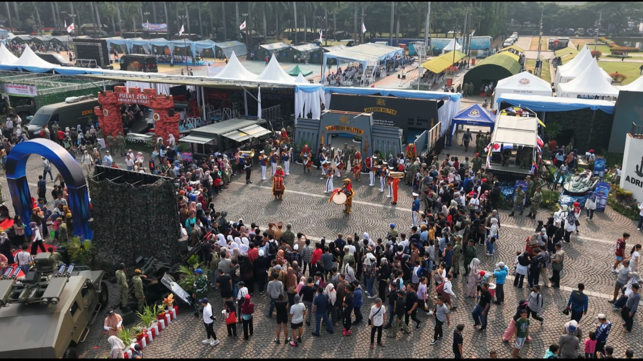 TNI AD Fair 2026, Alutsista dan Inovasi TNI AD Jadi Magnet Pengunjung
            - galeri foto
