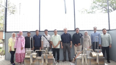 Desa Wisata di Mojokerto Punya Pengelolaan Sampah Plastik Berbasis Energi Surya
