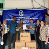 Warga Terdampak Bencana Karhutla di Kalbar Terima Bantuan