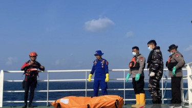 Sisir Bangkai KM Virgo Transport 8 di Laut Jawa, Basarnas Temukan Lagi Korban Meninggal