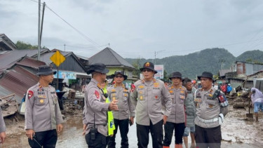 Polri Maksimal Tangani Banjir Bandang di Solok