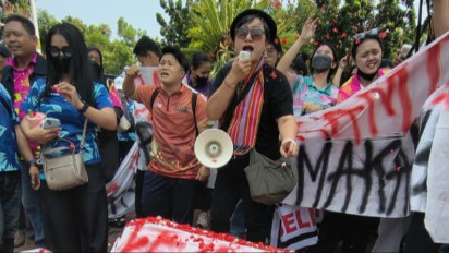 3 Bulan Menganggur, Ratusan Karyawan Mengadu ke Balai Kota Jakarta