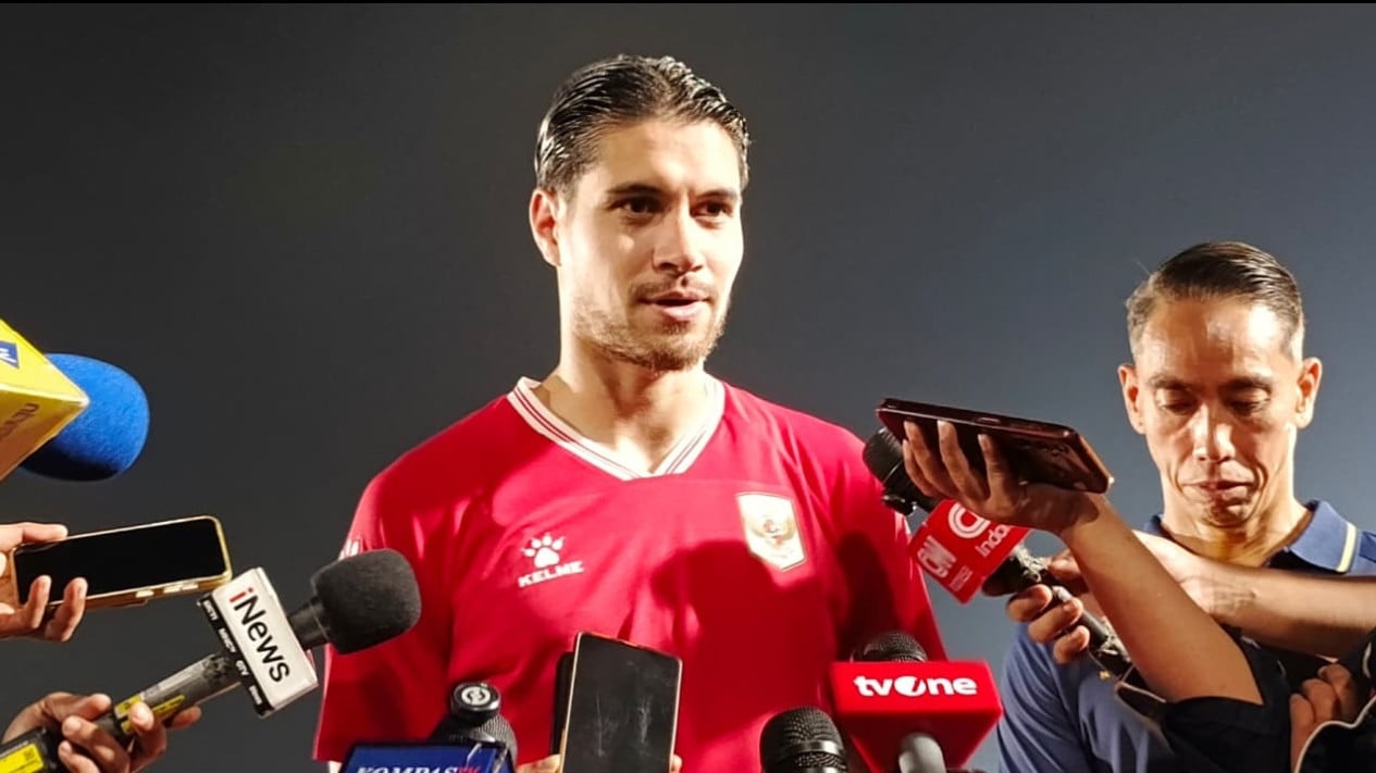 Resmi Gantikan Jay Idzes, Kevin Diks Akui Jadi Kehormatan Besar dengan Titel Kapten Timnas Indonesia
            - galeri foto