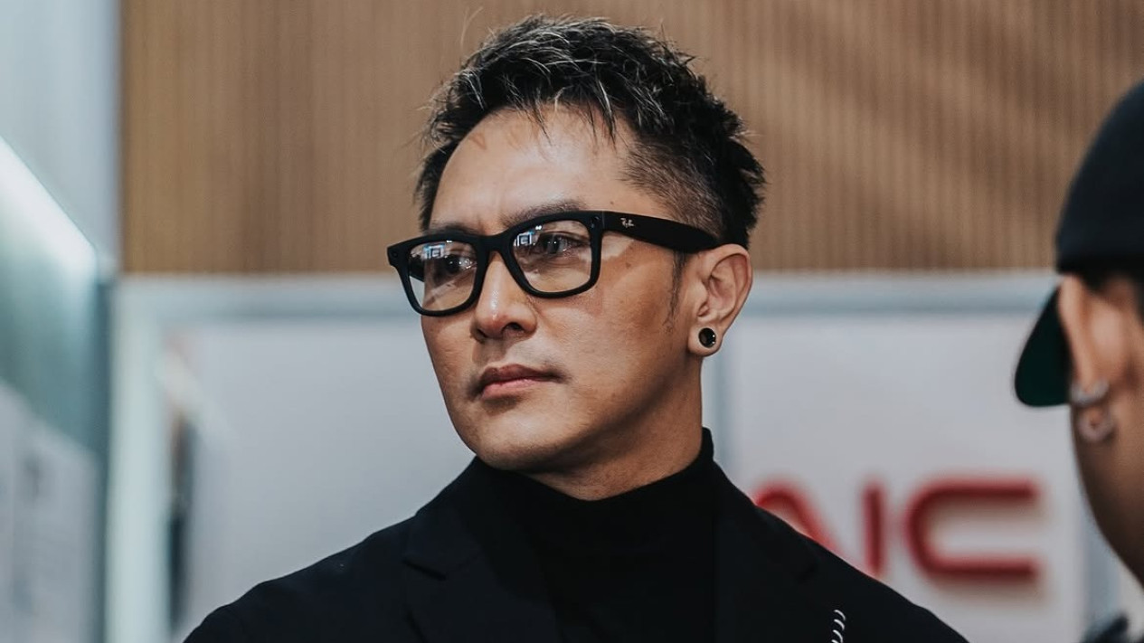 Mengenal Demian Aditya yang Digugat Cerai Sara Wijayanto Setelah 12 Tahun Menikah, Profil hingga Perjalanan Kariernya
            - galeri foto