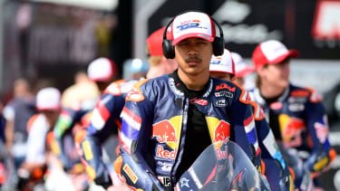 Rekan Setim Kiandra Ramadhipa Naik Kelas ke Moto3, Kiattisak Singhapong Bela Rivacold Snipers Team Hingga Akhir 2026