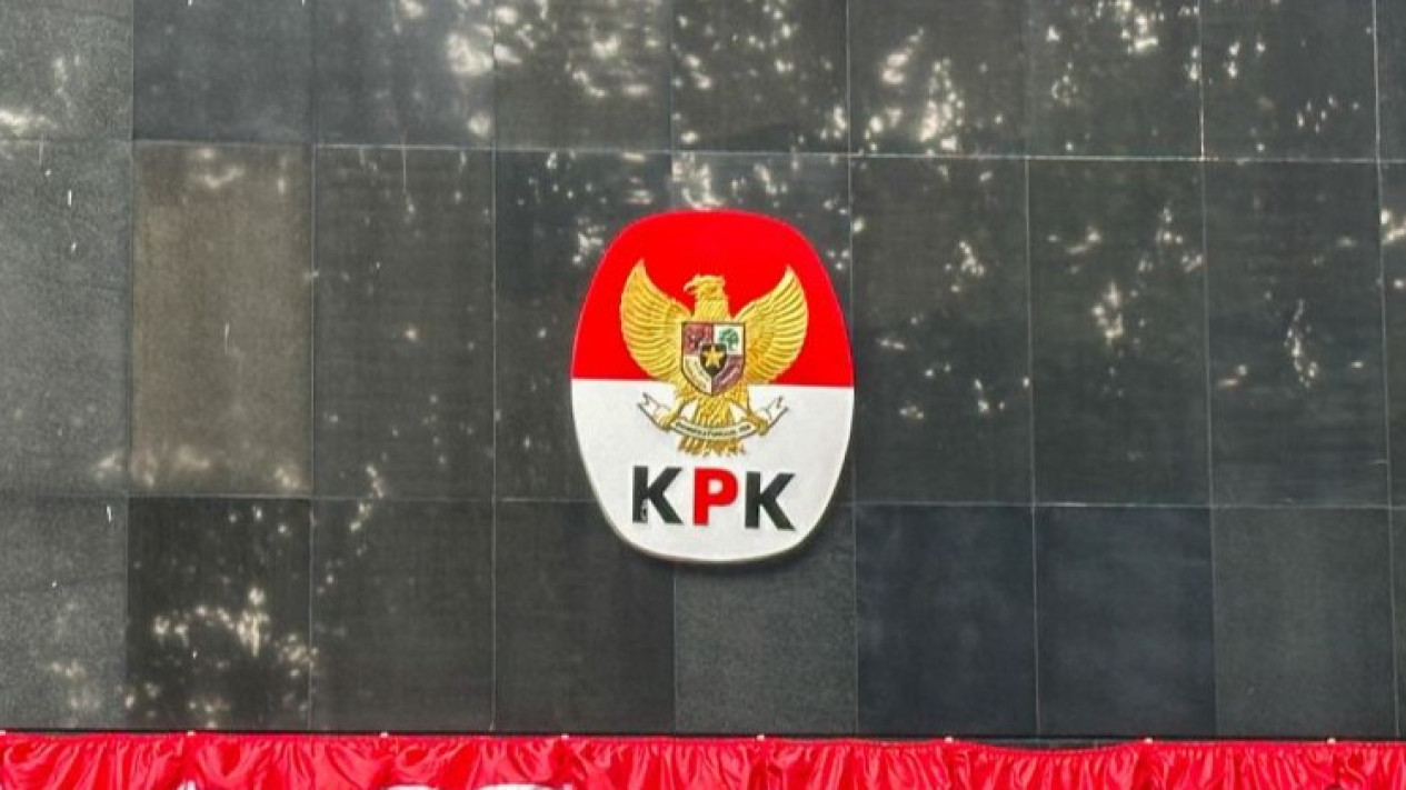 Usut Dugaan Keterlibatan Anggota Polri Yayat Sudrajat, KPK Periksa Belasan Saksi Kasus Diduga Suap Proyek Pemkab Bekasi
            - galeri foto