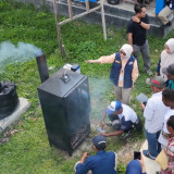 Atasi Cuaca Tak Menentu, Petani Transmigran di Papua Barat Dikenalkan Inovasi Alat Pengering Pala