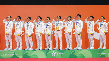 Comeback Atas China di Final! Tim Bulu Tangkis Putra Indonesia Akhiri Dahaga 28 Tahun Medali Emas di Asian Games