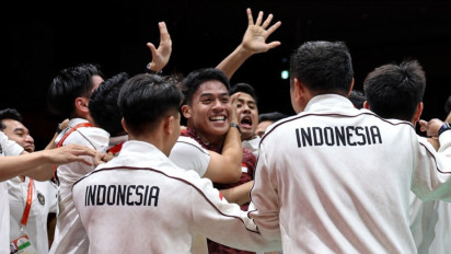 Presiden Prabowo Lakukan Video Call Bersama Ubed Cs Usai Tim Bulu Tangkis Indonesia Raih Medali Emas Pertama Asian Games 2026