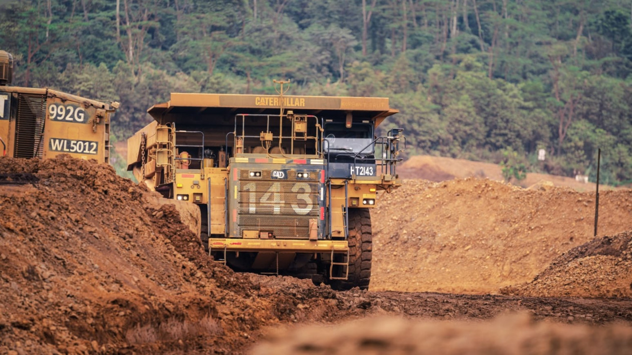 Pakar Perhapi Rizal Kasli Ingatkan Mineral Terbatas: Tambang Ilegal Kuras Sumber Daya Rusak Lingkungan
            - galeri foto