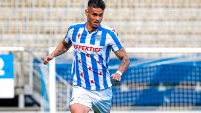Mees Hilgers Tak Kunjung Debut, Pelatih Heerenveen Ungkap Alasan Bek Timnas Indonesia Masih Dicadangkan