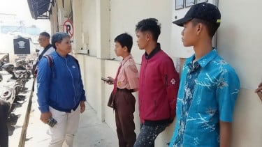 Dua Siswa SMPN 18 Malang Laporkan Kepala Sekolah ke Unit PPA Polresta Malang Kota