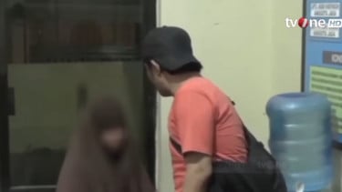 Wanita Bercadar Diduga Hendak Culik Bocah, Aksinya Langsung Kepergok hingga Jadi Bulan-bulanan Warga