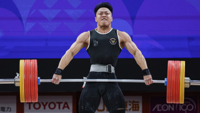 Rahmat Erwin Abdullah Persembahkan Medali Emas Kedua untuk Indonesia dari Angkat Besi Kelas 75kg Asian Games 2026