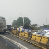 Truk Tangki Pertamina Tabrak Pembatas di Tol Jagorawi, Sang Sopir Alami Microsleep