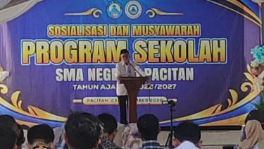 Harga Paket Seragam Siswa di Pacitan Capai Rp2 Juta, Ini Penjelasan Sekolah