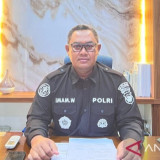 Polda Bengkulu Sanksi Disiplin Oknum Polisi yang Julurkan Lidah saat Demo