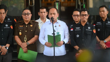 Kasus Eks Jampidsus Febrie Adriansyah: Tim 9 Kejagung Segel Kantor di Kawasan SCBD