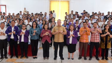 Dirjen Bina Pemdes Dorong Penguatan Transformasi Posyandu di Humbang Hasundutan