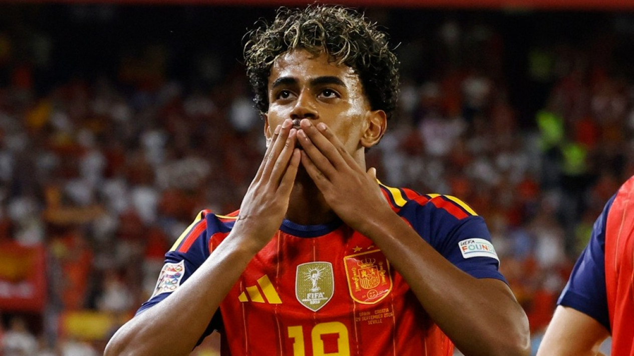 Lamine Yamal Dapat Rating Sempurna usai Bawa Spanyol Bantai Kroasia 4-1
            - galeri foto