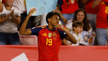 Luis de la Fuente Puji Lamine Yamal Selangit usai Kemenangan Telak Spanyol atas Kroasia