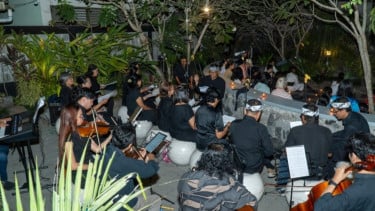 Ratusan Umat Khusyuk Ikuti Ibadat Taizé di Taman Doa Maria Oblat Blotan Sleman