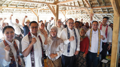 Bangkit Pascakebakaran, Bantuan PNM Bersama BRINS Nyalakan Harapan Baru Warga Sade